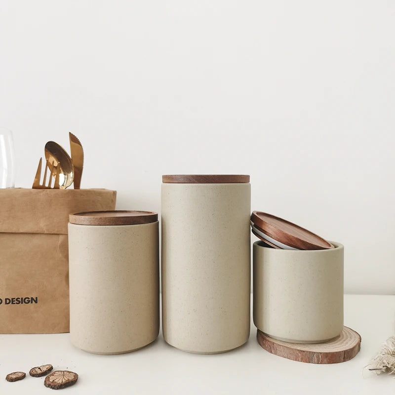 bocal, céramique,conservation,aliments,bonbons,café,thé,beige,couvercle,bois,noyer, cuisine,rangement