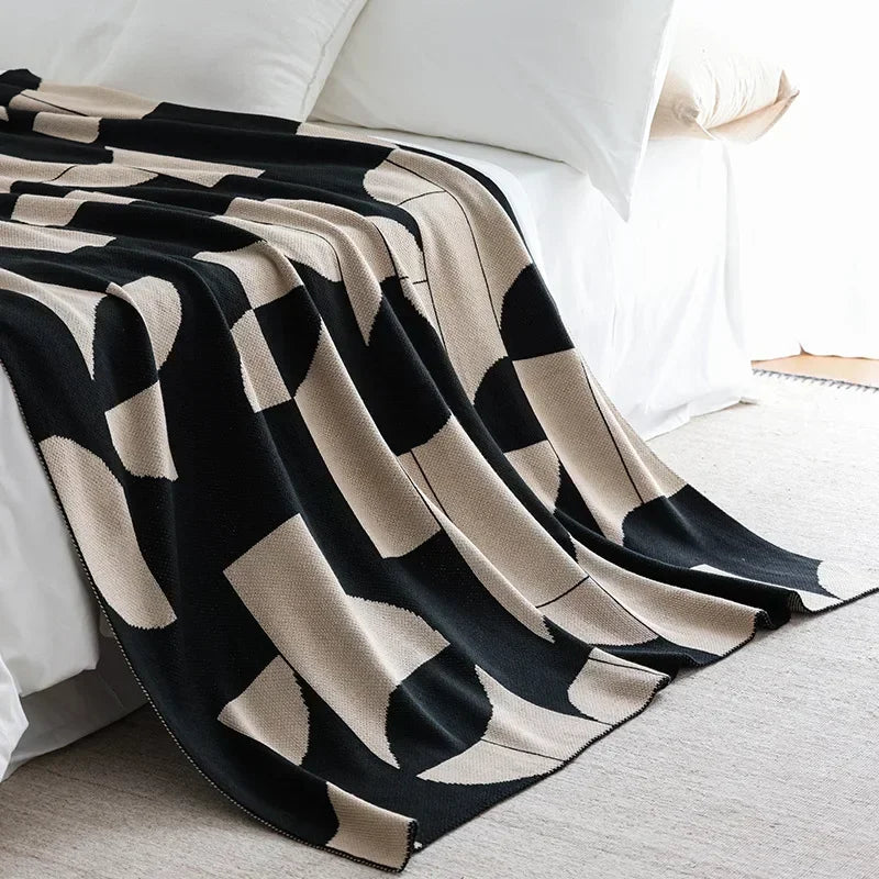 plaid-motif-geometric-coton-noir-beige-décoration-maison-salon-cocooning