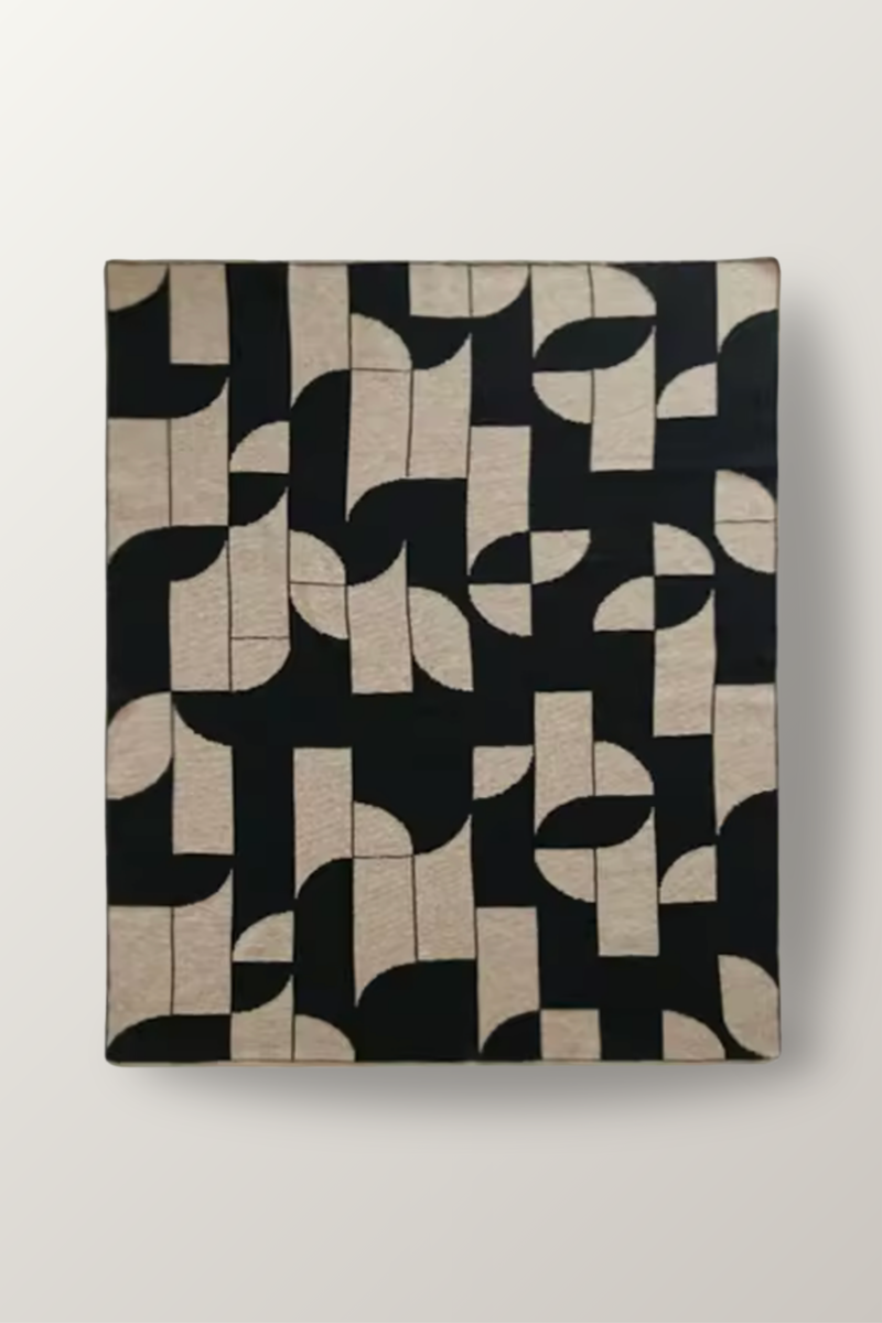 plaid-motif-geometric-coton-noir-beige-décoration-maison-salon-cocooning