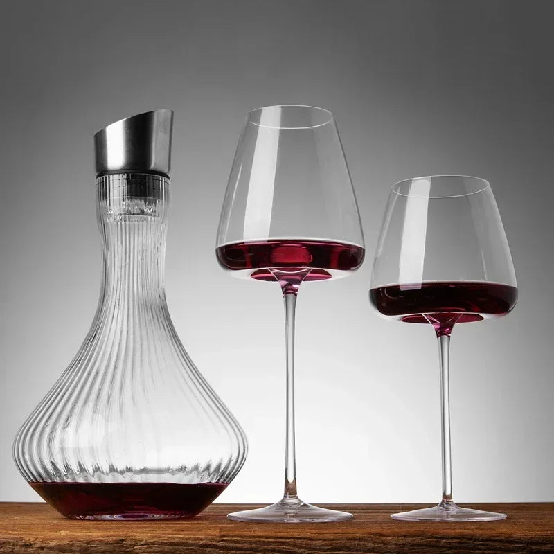 verre-vin-champagne-boisson-design-épuré-minimaliste-table-salon-apéritif-réception-mariage